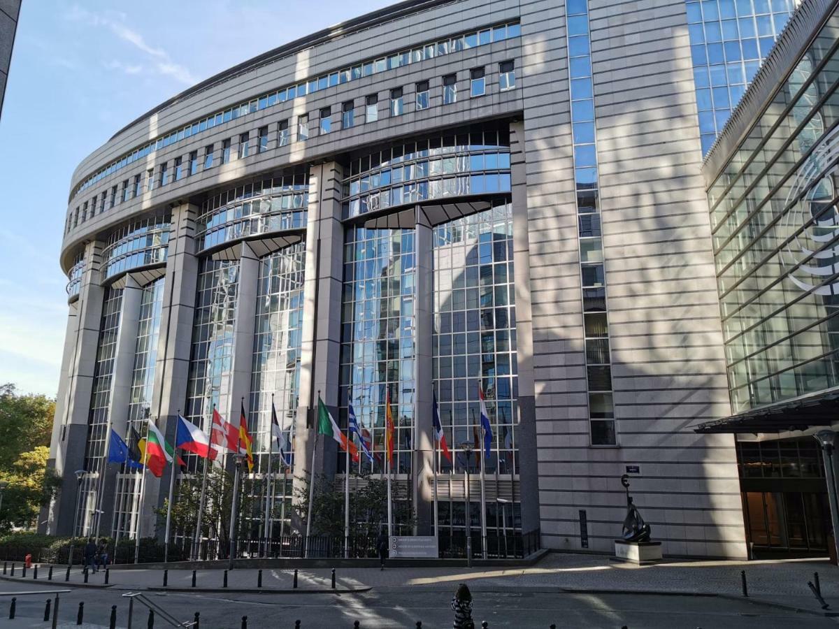 Cosy Europarlament Apartment Brussel Bagian luar foto